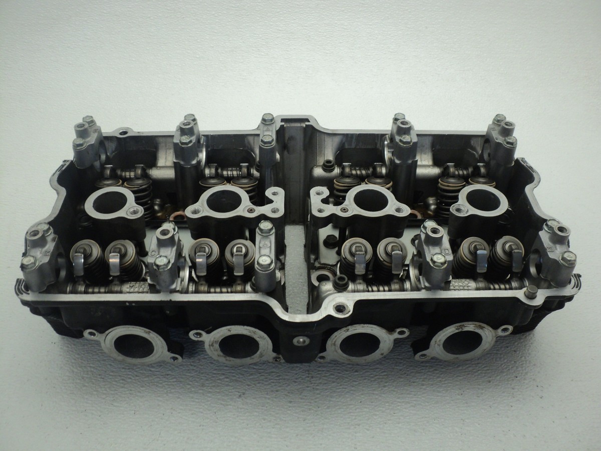 Suzuki GSX600 GSX 600 F #6111 Cylinder Head | eBay