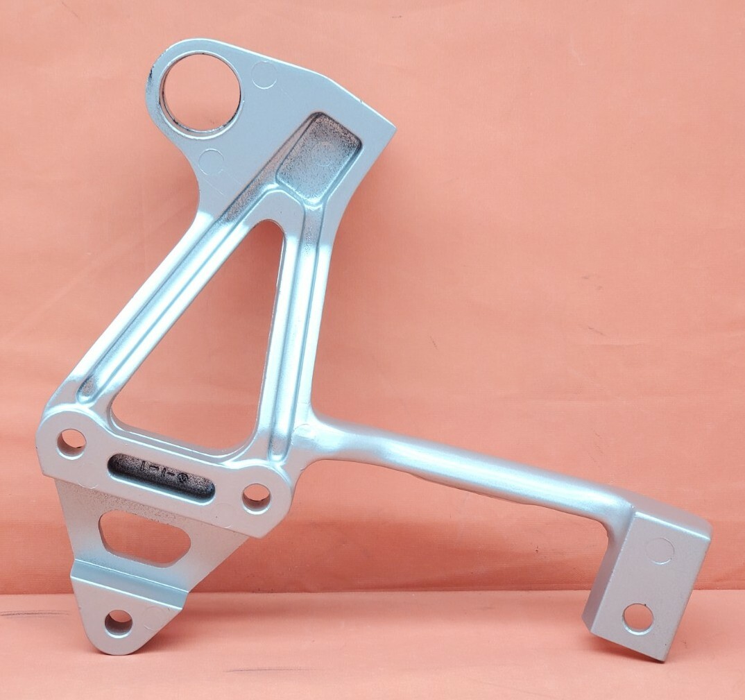 a-chan　1223 88-97 KAWASAKI ZX600 NINJA LEFT MUFFLER STAY FOOTPEG BRACKET
