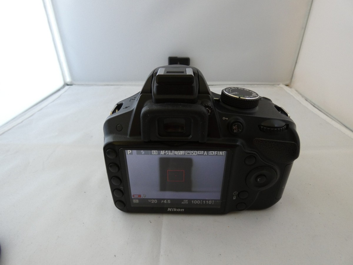 Nikon D3200 24.2 MP Digital SLR Camera - Red (Kit w/ AF-S DX VR 18  