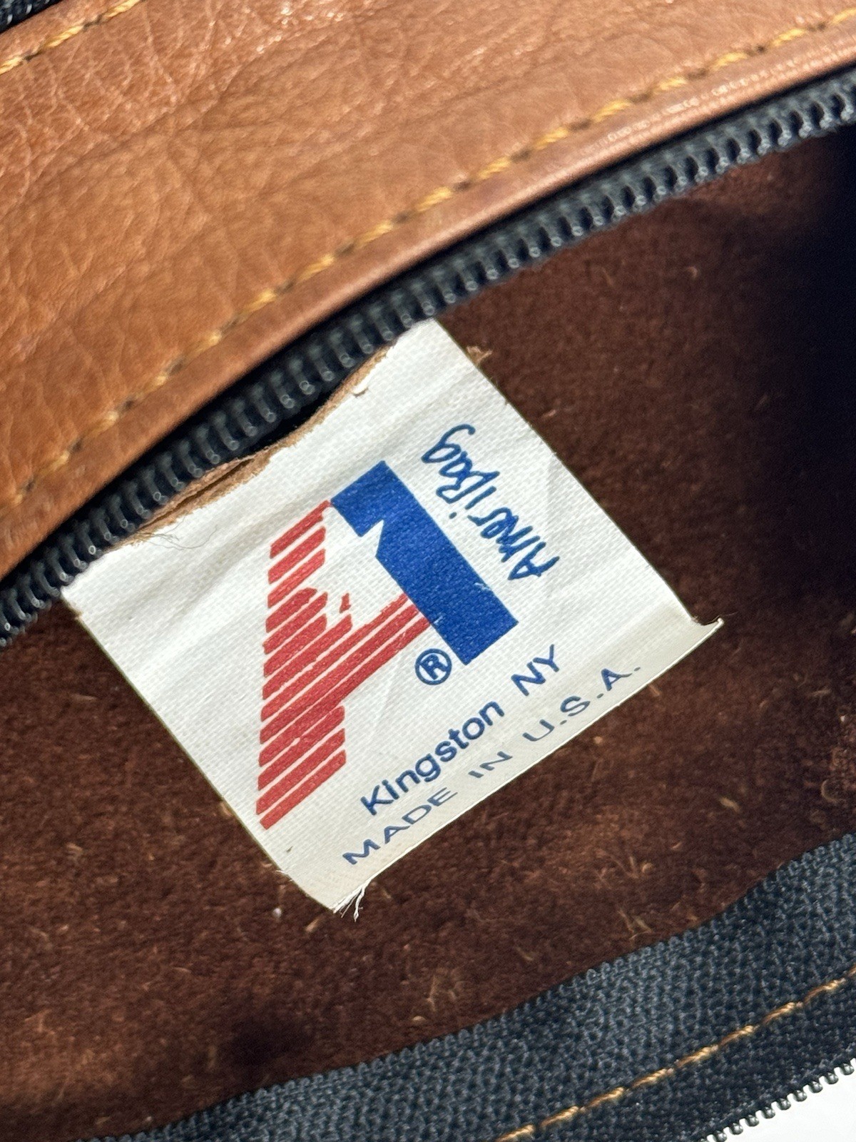 AMERI-BAG LEATHER TWO POCKET FANNY PACK WAIST BAG… - image 5