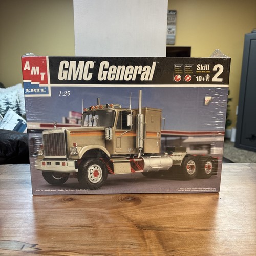 AMT 30060 GMC General Tractor semi Truck 1/25 McM KIT FS vintage | eBay