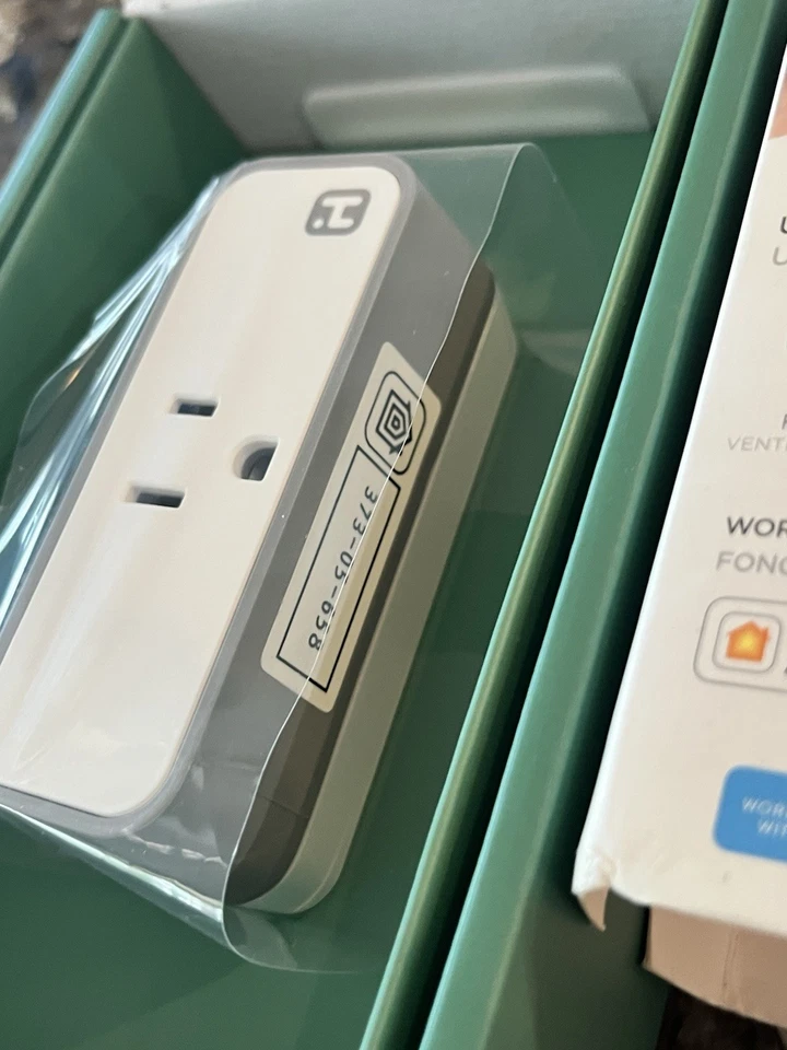 iHome ISP6XWC4 Wi-Fi SmartPlug for IOS and Android Home Kit - Image 4 of 4