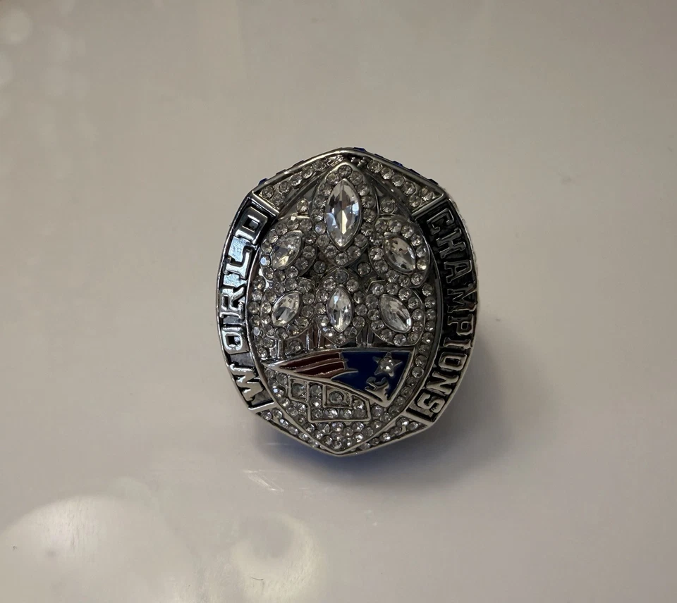 Anillo Campeonato New England Patriots, Tom Brady 2018 Aleación de Zinc Talla: 11 (R38) Foto 2 de 4