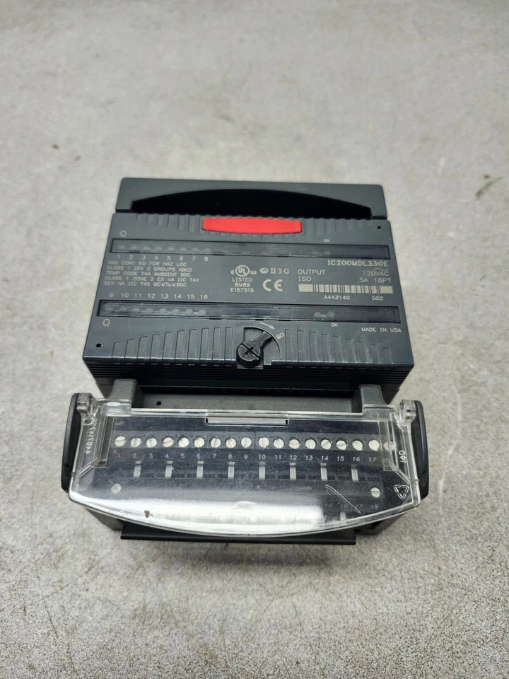 USED GE Fanuc VersaMax Discrete 120V Output Module IC200MDL330E - Image 2 of 4