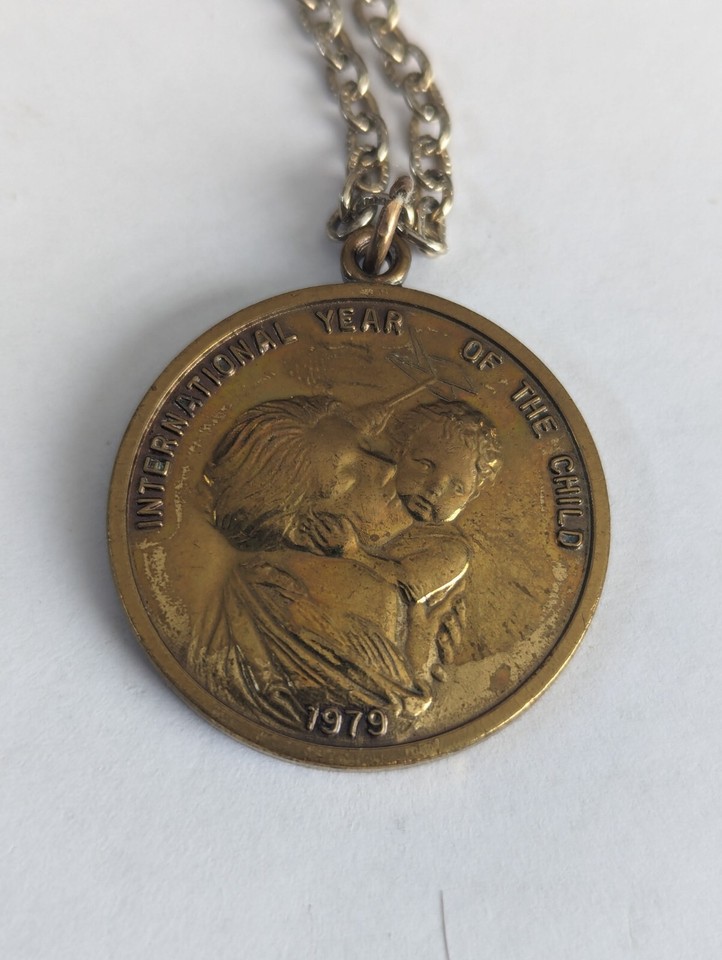 1979 International Year Of The Child Commemorative Coin Ltd Edition eBay