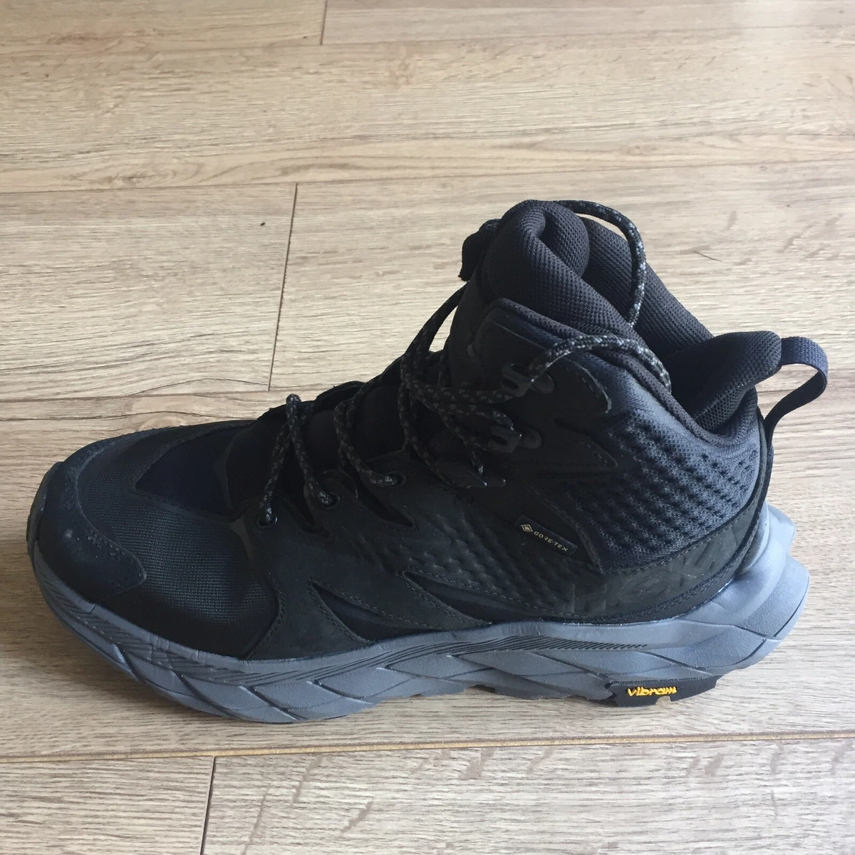 Hoka hiking store boots men