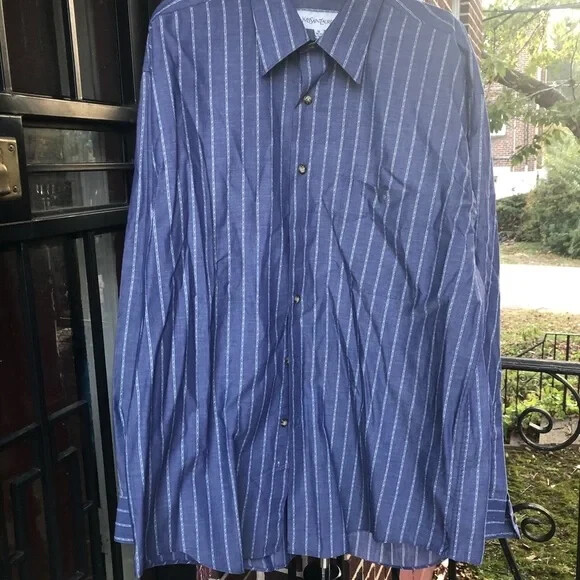 SAINT LAURENT Camicia a righe con bottoni YSL