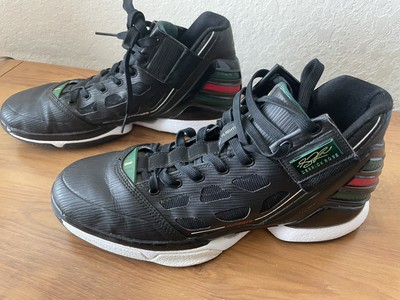 Size 10 - Adidas Adizero Derrick Rose 