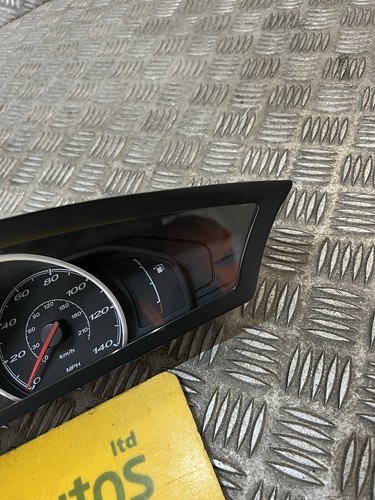 2011-16 MG6 MK1 1.9 Diesel Speedo Instrument Cluster & Radio Screen 30069115 - Picture 12 of 21