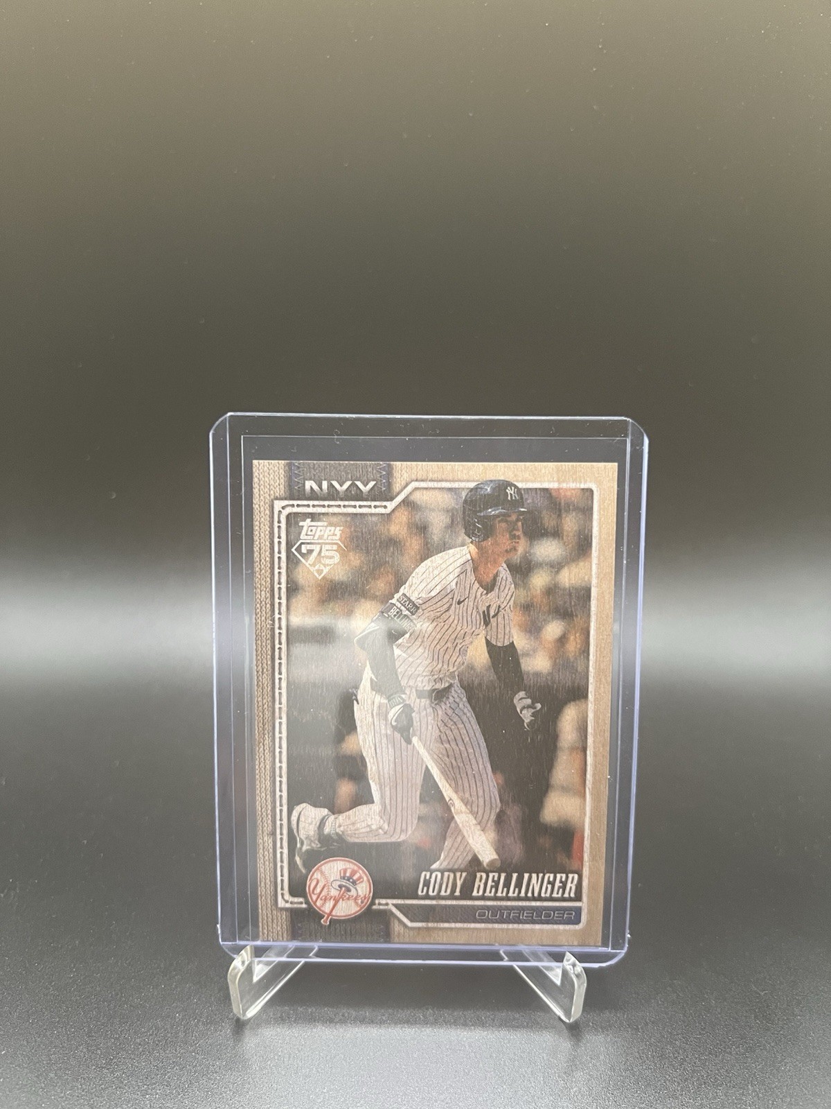2026 Topps Series 2 Cody Bellinger Wood Grain /25 #607