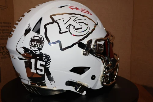 Patrick Mahomes autographed full size Helmet Speed Flex 🔥🔥🔥