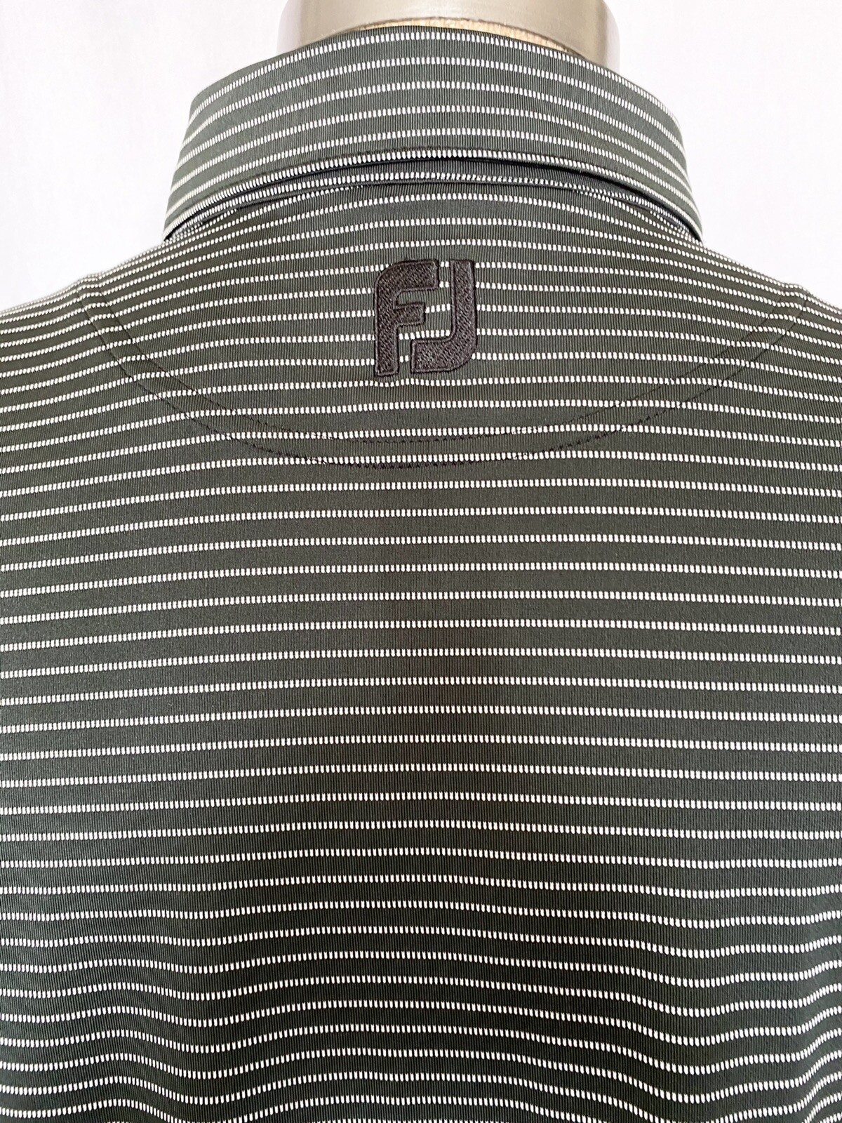 ⛳️ FootJoy Men's XXL Black/White Striped Golf Shirt… Gem