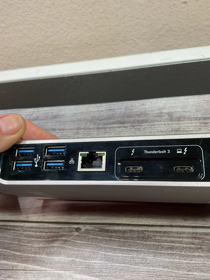 Plugable Thunderbolt - TBT3-UDV - Image 4 of 4