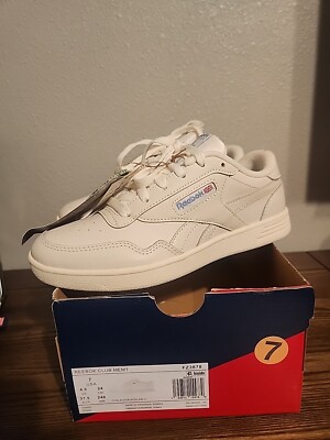 Reebok Women's CLUB MEMT Chalk/Glass White Fashion