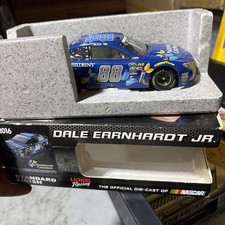 Dale Earnhardt Jr 88 Nationwide Children  s 2016 SS /1,141 Standard 1:24