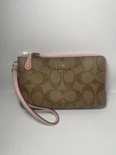 COACH DOUBLE CORNER ZIP WRISTLET CLUTCH WALLET PINK TAGS ON THE INSIDE