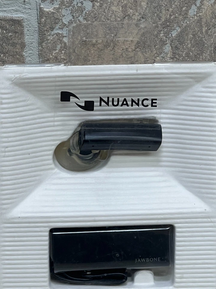 Jawbone ERA Headset Black Noise Assassin 4.0 HD Audio & Bonus Charge Case NEW - Image 2 of 4