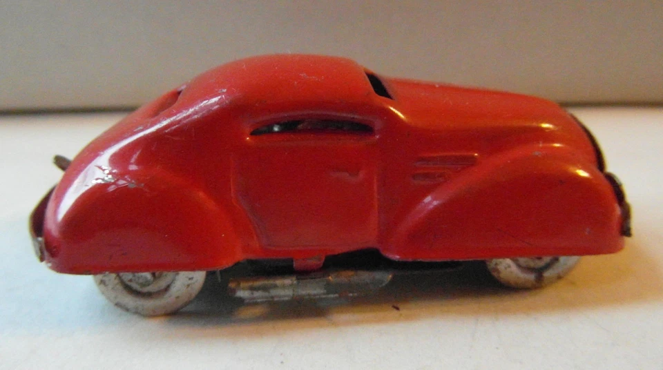 Triang Minic Red Streamlined Tinplate Clockwork Wind Up Car L.B. Ltd London 1935 - Image 3 of 4