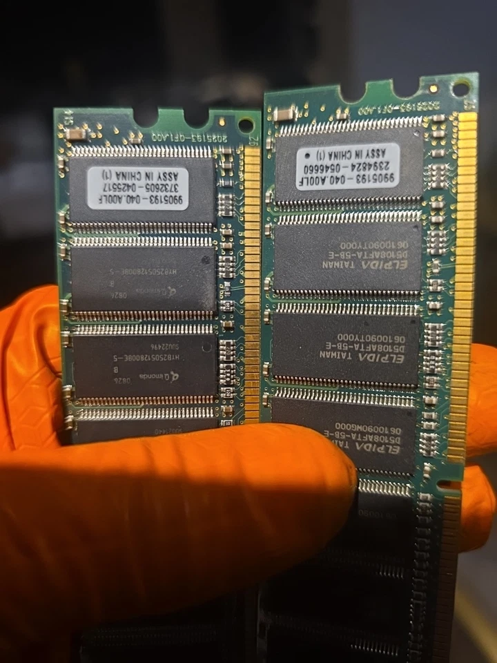 Kingston kvr 2.6 volt DDR 1gb 2.6v 2 Sticks - Image 2 of 3