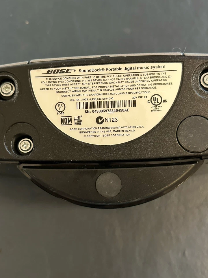 Bose SoundDock N123 Dock Portable Digital Music System Speaker No Power Cord - Image 3 of 4