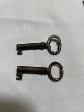 Vintage/Antique Steel 1 1/2" Possibly Clock -  Barrel  Key (Rustic)