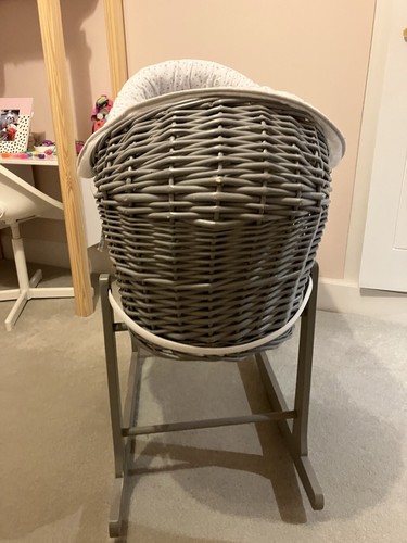 Clair de Lune grey Stars and Stripes grey Wicker Noah Pod basket rocker stand - Picture 5 of 7