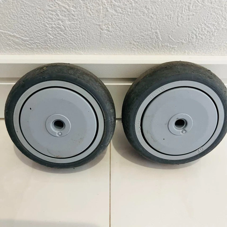 Juego de 2 ruedas de maleta de aluminio genuino Rimowa para estuche de 2 ruedas - Imagen 3 de 4