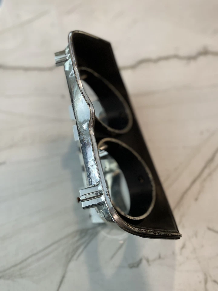 Bisel de tablero Ford Pinto 1971-1977 Foto 4 de 4