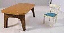 Puppenstuben Möbel Tisch und Stuhl aus Holz aus den 50iger Jahre