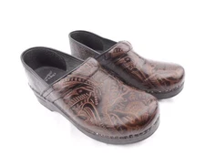 DANSKO Professional Nurse Teacher Brown Tooled Leather Clogs Shoes 39 US 8.5-9