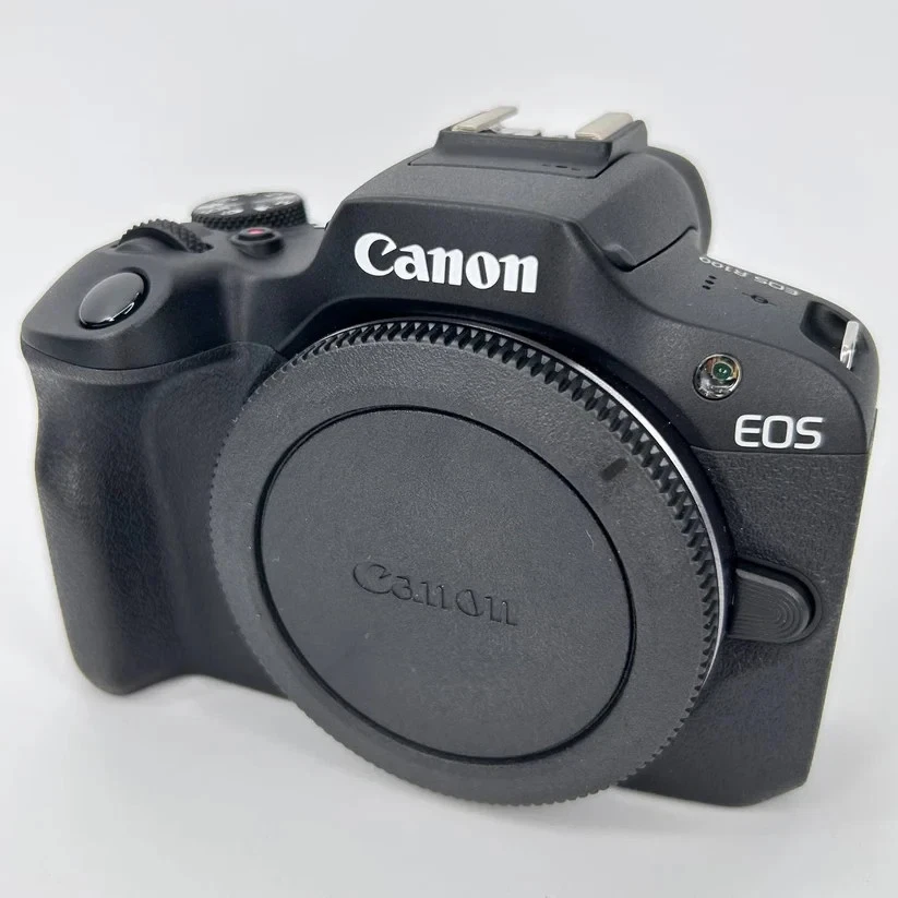 Canon EOS R100, foto 2 di 5