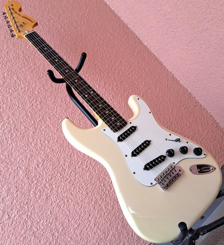 Fernandes The Revival RST-50W '83 Vintage MIJ Electric Guitar Made in Japan Used - Picture 2 of 9