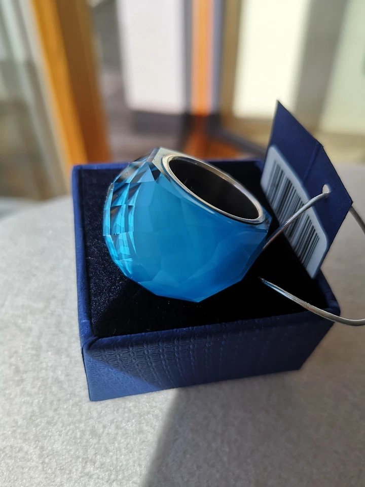 Swarovski Nirvana Ring Gr. 58  Blau Wie Neu