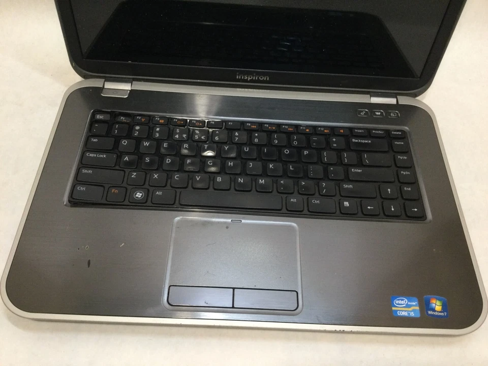 Dell Inspiron 5520 15.6” / Intel Core i5 / (SHORTS ADAPTER/MISSING PARTS!) -MR - Image 2 of 4