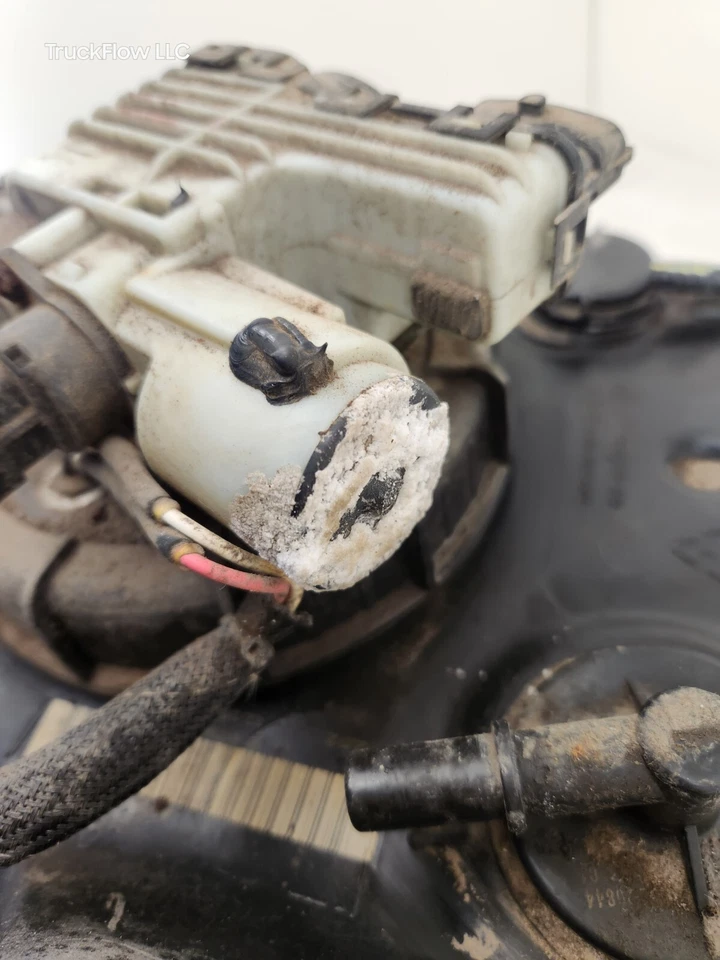 Ford F250 F350 Super Duty 2011-2016 camioneta DEF tanque de líquido de escape y bomba Foto 4 de 4