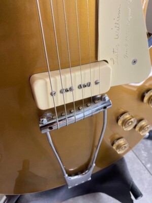 Gibson Les Paul Tribute 52 Reissue Goldtop Guitar From JAPAN