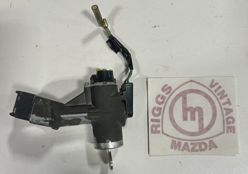 Mazda Rx3 808 Early Model Ignition With Key - 第 1/5 張圖片