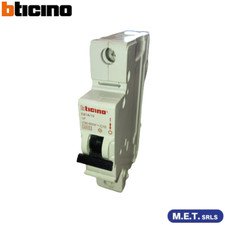 INTERRUTTORE AUTOMATICO MAGNETOTERMICO 1P C10 4500K BTICINO E81A/10