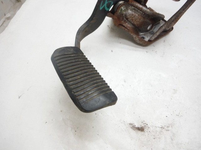 2000 TOYOTA TUNDRA V6 A/T BRAKE PEDAL ASSEMBLY OEM | eBay