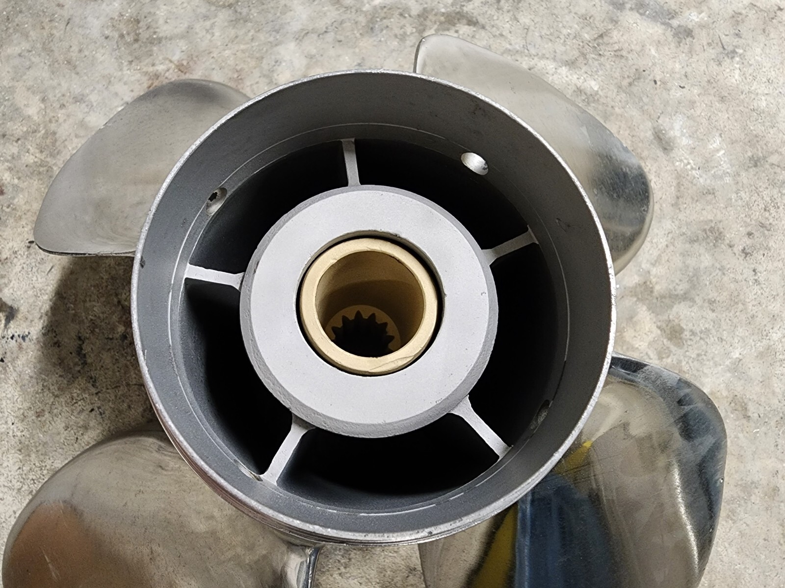 4 BLADE 13 1/4