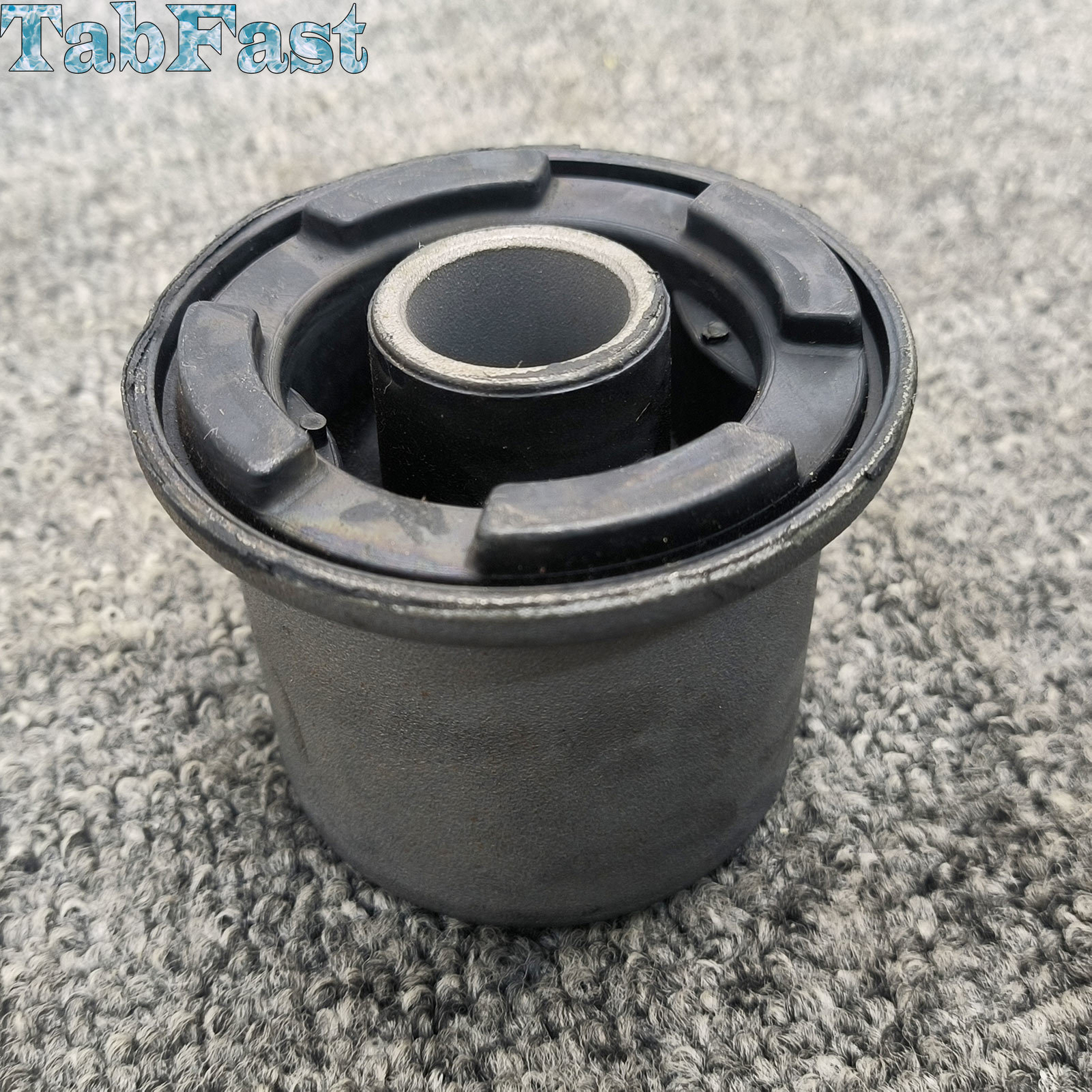 3Y0407171,3Y0407172A,3Y0407181 Bentley Mulsanne Front Lower Control Arm Bush Kit
