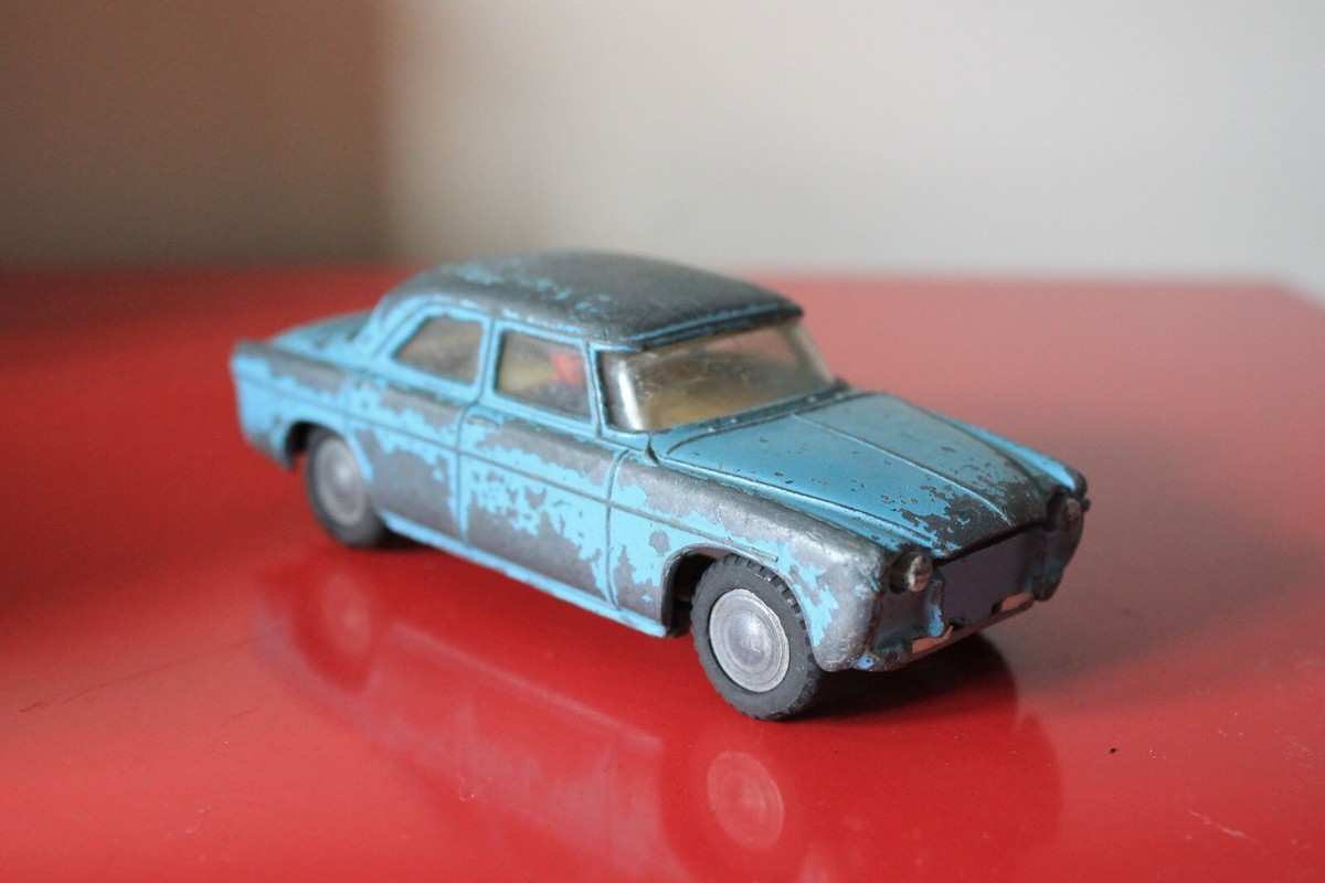 ミニカー SPOT - ON ROVER 3 LITRE MODEL with light Spot On Models by Triang 4.4” ROVER 3 LITRE Lights Diecast