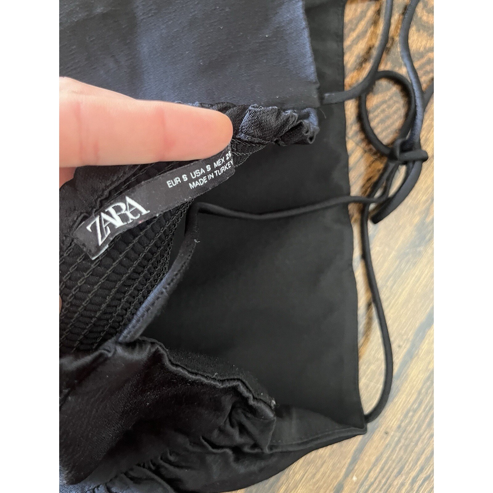 Zara women black satin crop top size S with bow ties on shoulders thumbnail 6