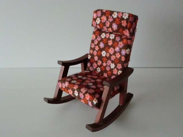 Schaukelstuhl Miniatur Garten Weiss Hohe Ca 7 5cm Spielzeug Modelleisenbahn