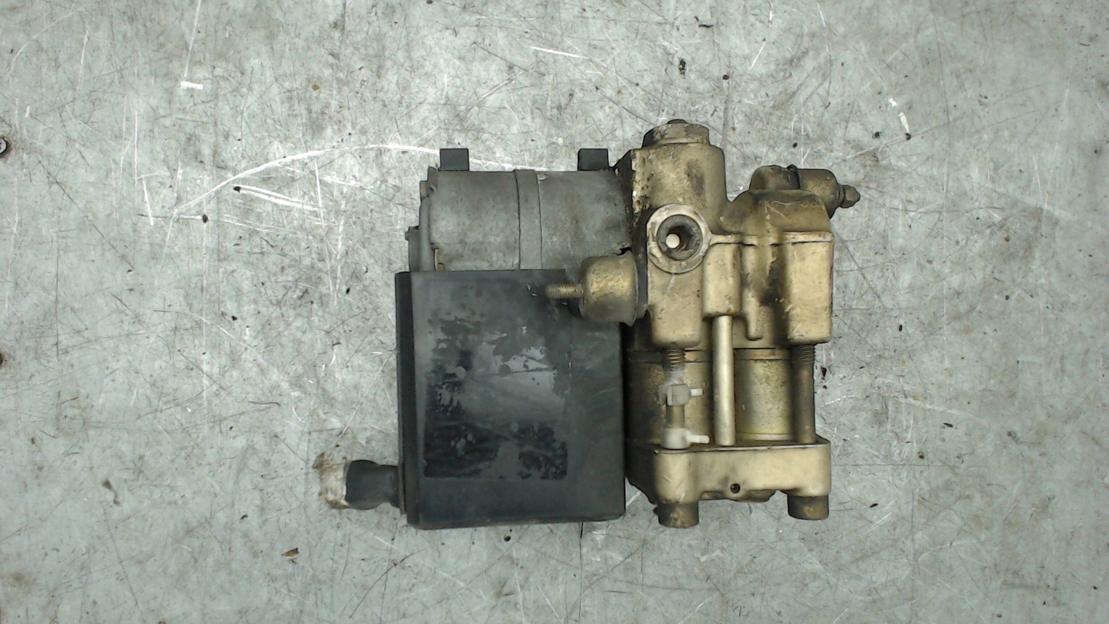 Unidad de freno principal 0 265 201 1034 Audi 100 2.3 E 1990 44 2309 CCM