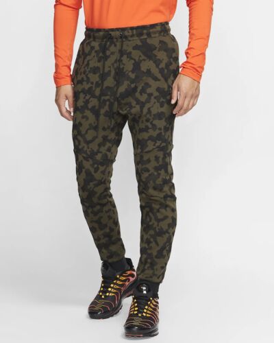 Nike Tech Fleece Camo Jogger (Green 