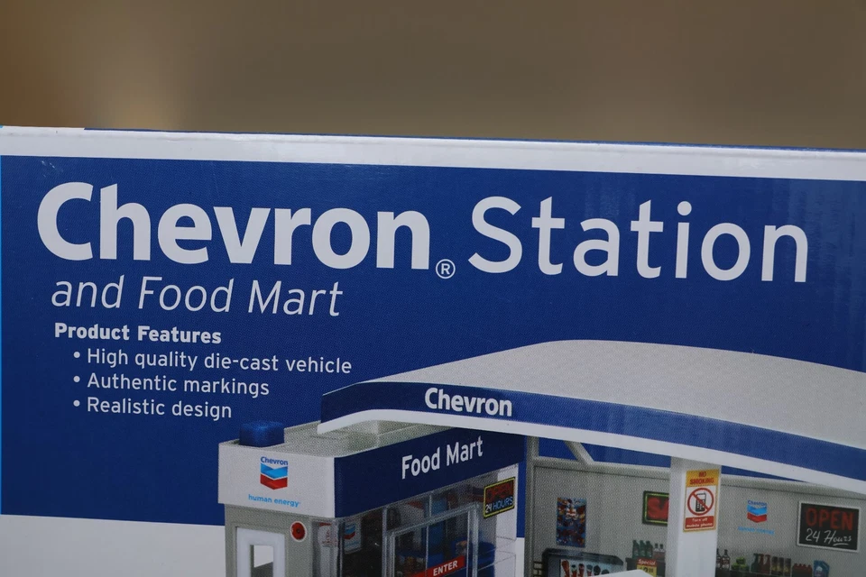 Gasolinera y Food Mart Daron Worldwide Chevron RT187215 ¡TOTALMENTE NUEVO!!- Dut's Foto 2 de 4