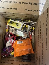 RANDOM LOT Cosmetic Hair Accessories Makeup 50 Items Picture Samples lipsticks