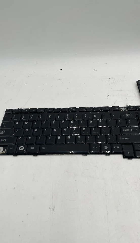 Laptop Keyboards Sony VPC Dell MP-06863US Lenovo D587-US For Parts Lot Of 3 - Image 2 of 4