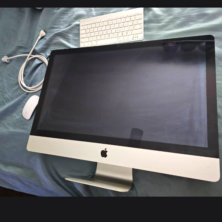 Preços baixos em Computadores Apple iMac 2011 All-in-Ones-In - One